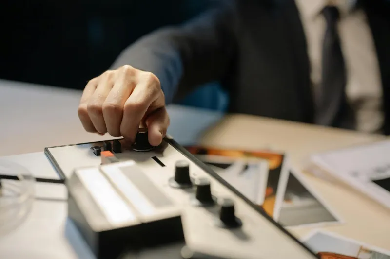 Before You Could Book a Flight in Your Pajamas, Vacation Planning Was a Part-Time Job