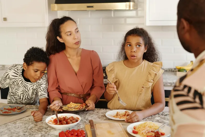 Six O'Clock Sharp Meant Six O'Clock Sharp: When American Families Actually Ate Together
